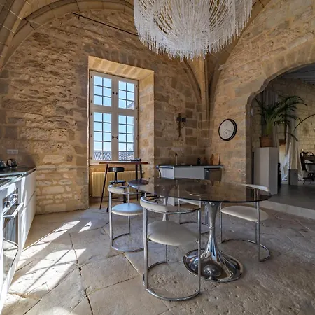 Le Chateau De Apartamento Blauzac (Gard)